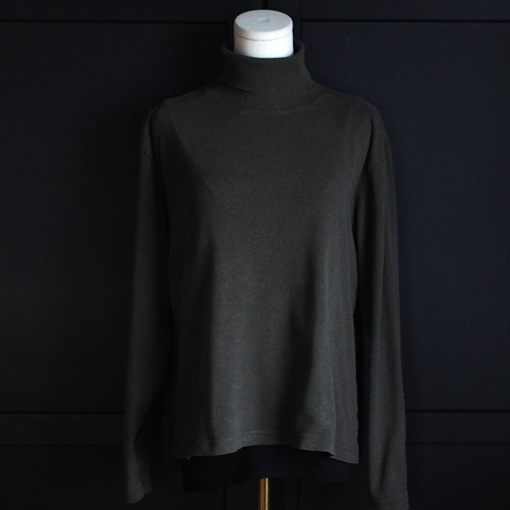 Women’s Olive Green Turtleneck Long Sleeve Top